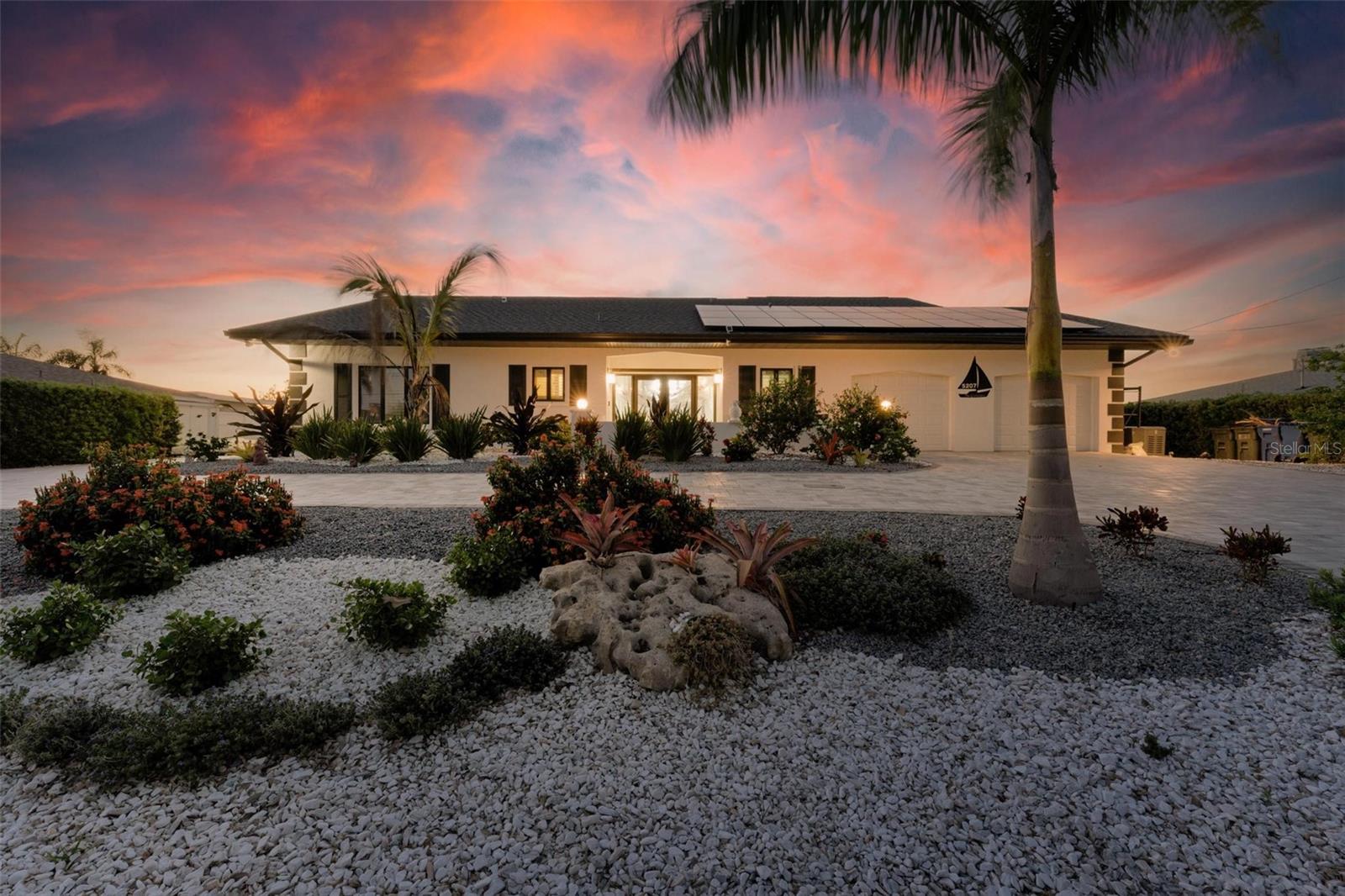 Image 2 of 45 For 5207 Bay State Road