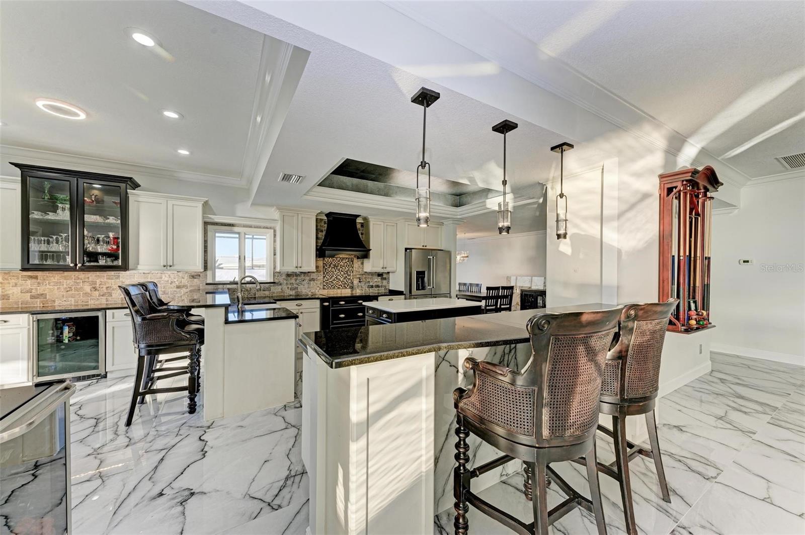 Image 24 of 45 For 5207 Bay State Road