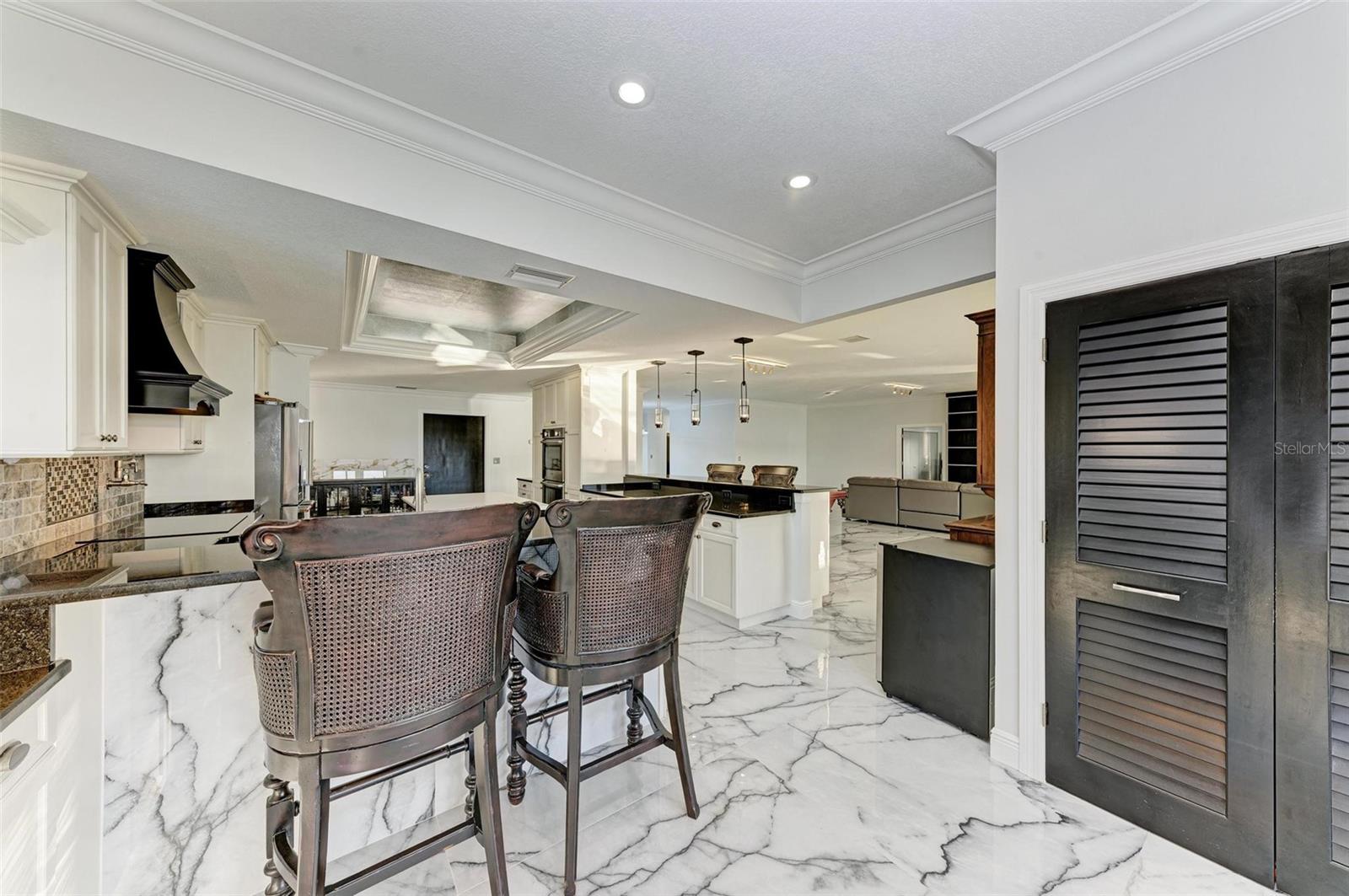 Image 26 of 45 For 5207 Bay State Road