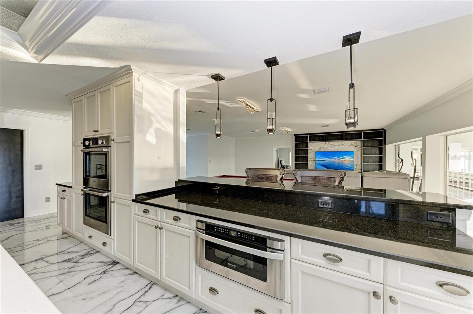 Image 27 of 45 For 5207 Bay State Road