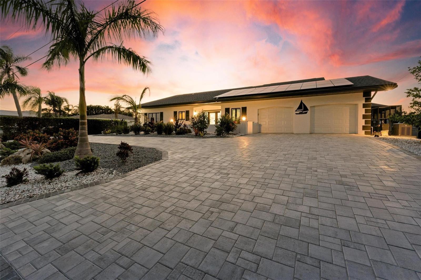 Image 3 of 45 For 5207 Bay State Road