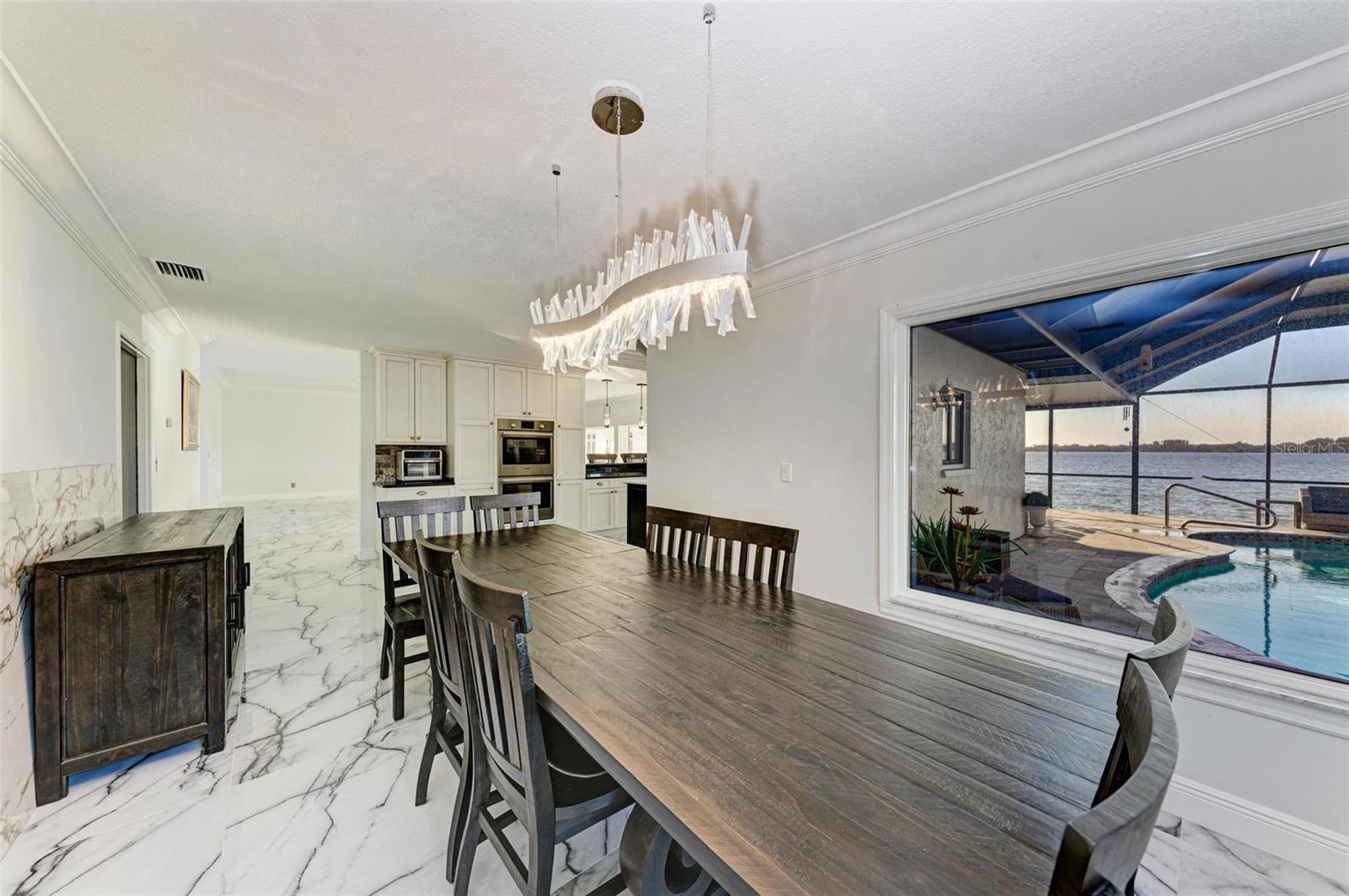 Image 36 of 45 For 5207 Bay State Road