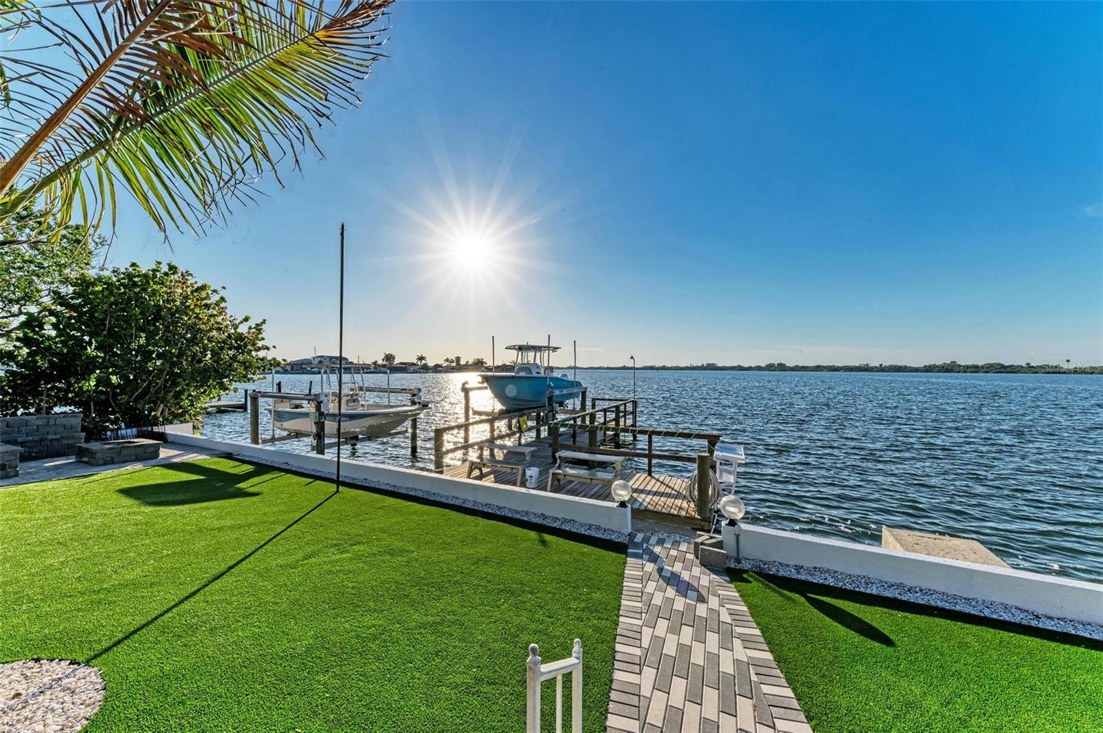 Image 42 of 45 For 5207 Bay State Road