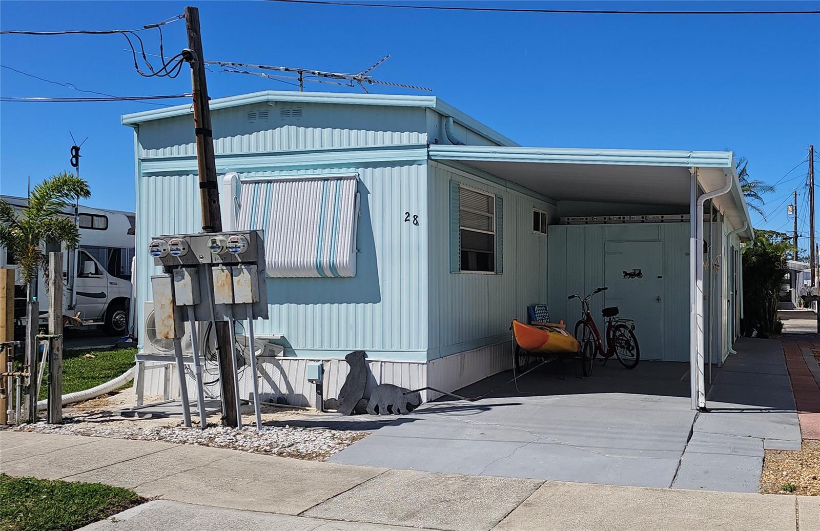 Image 4 of 29 For 10315 Cortez Road W 28-1