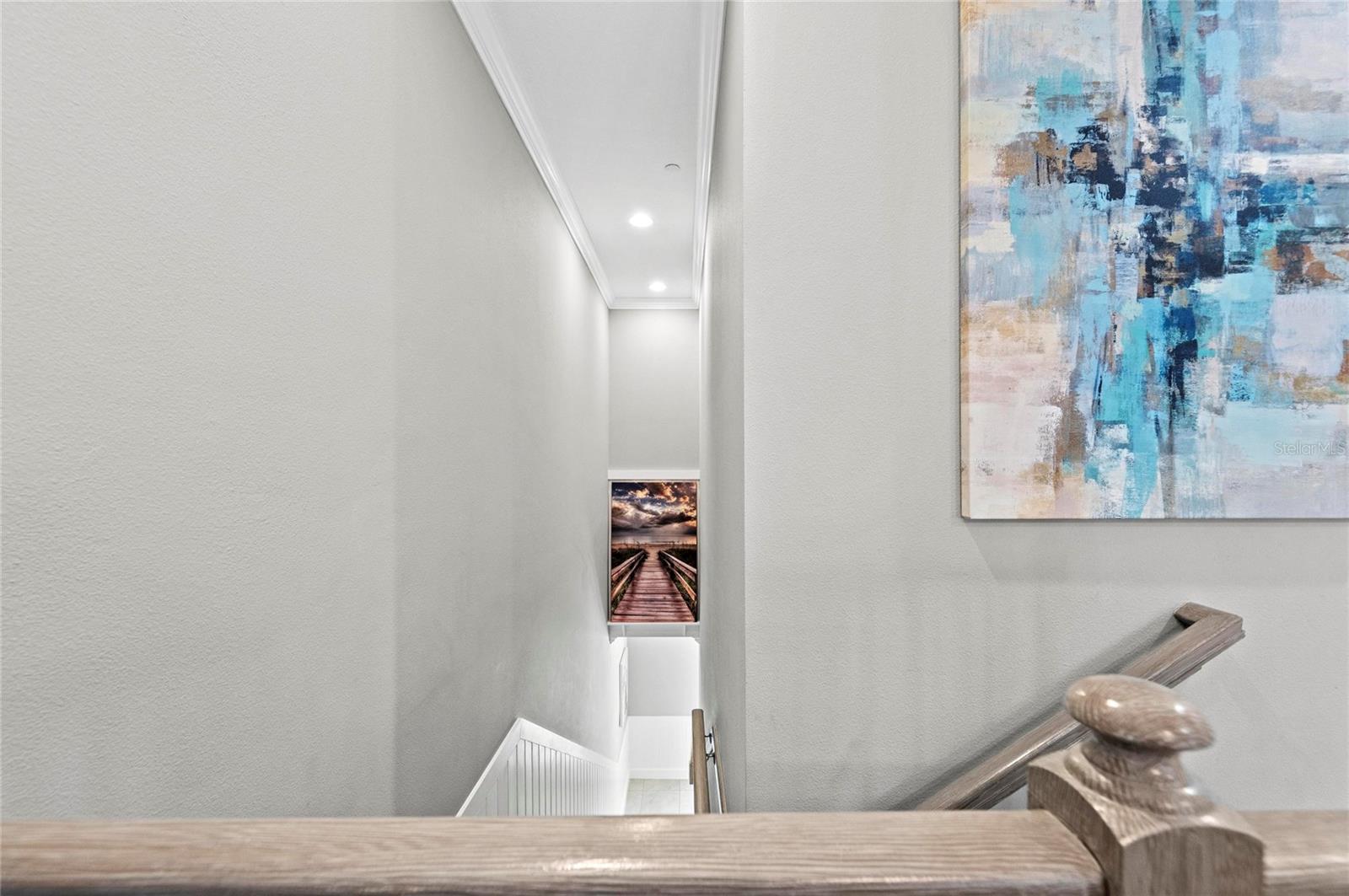 Image 10 of 100 For 226 Sapphire Lake Drive 201