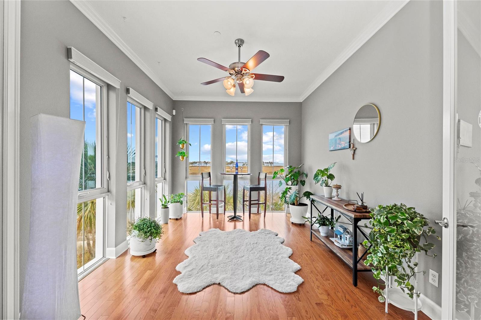 Image 29 of 100 For 226 Sapphire Lake Drive 201