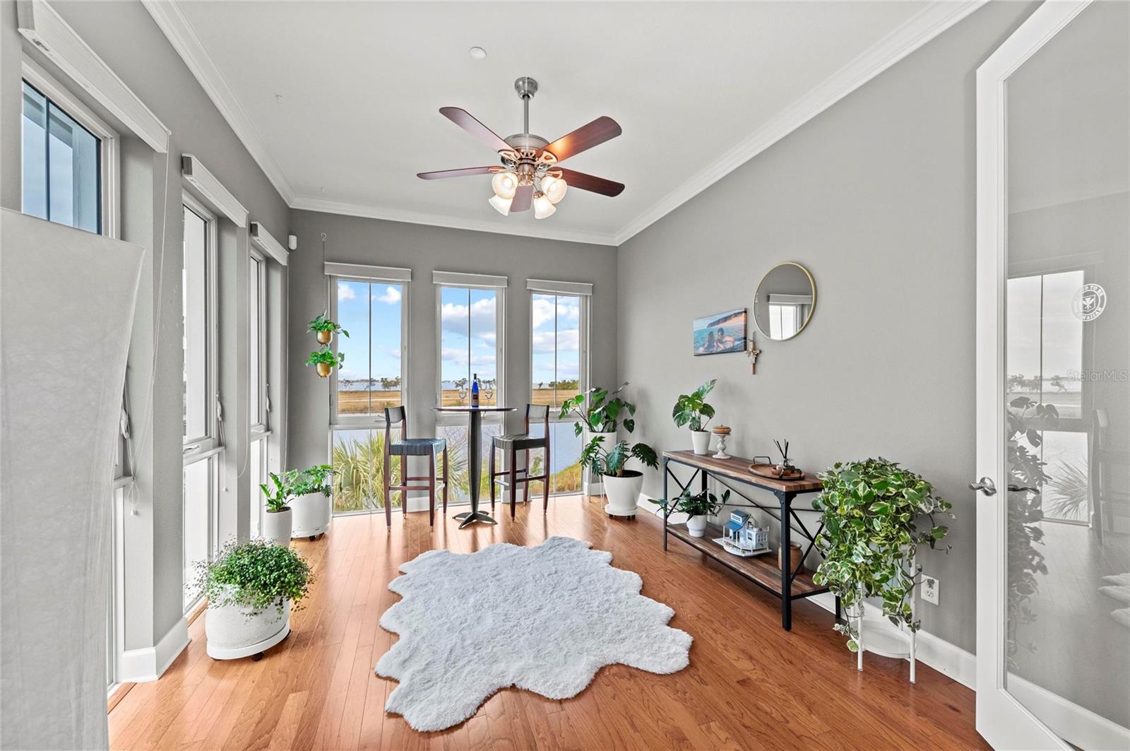 Image 30 of 100 For 226 Sapphire Lake Drive 201