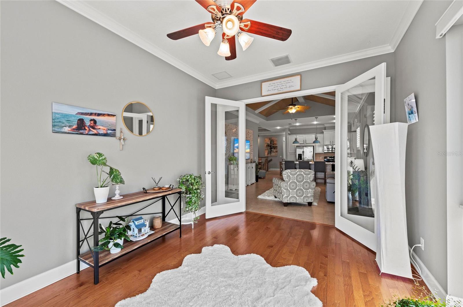 Image 33 of 100 For 226 Sapphire Lake Drive 201