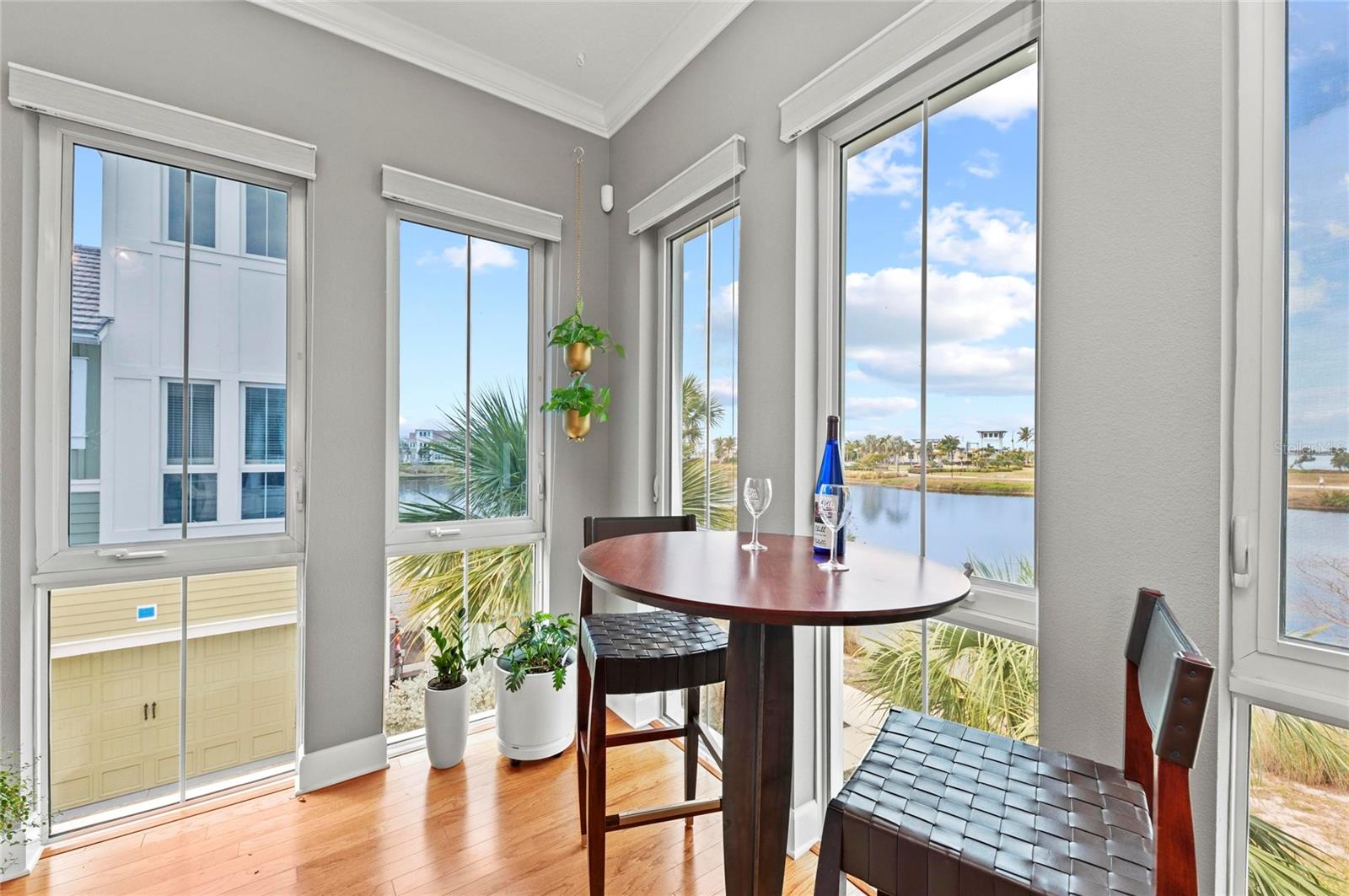 Image 34 of 100 For 226 Sapphire Lake Drive 201