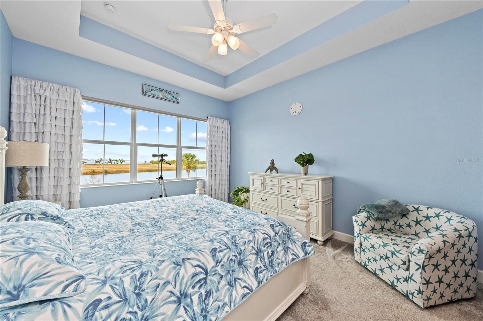 Image 37 of 100 For 226 Sapphire Lake Drive 201