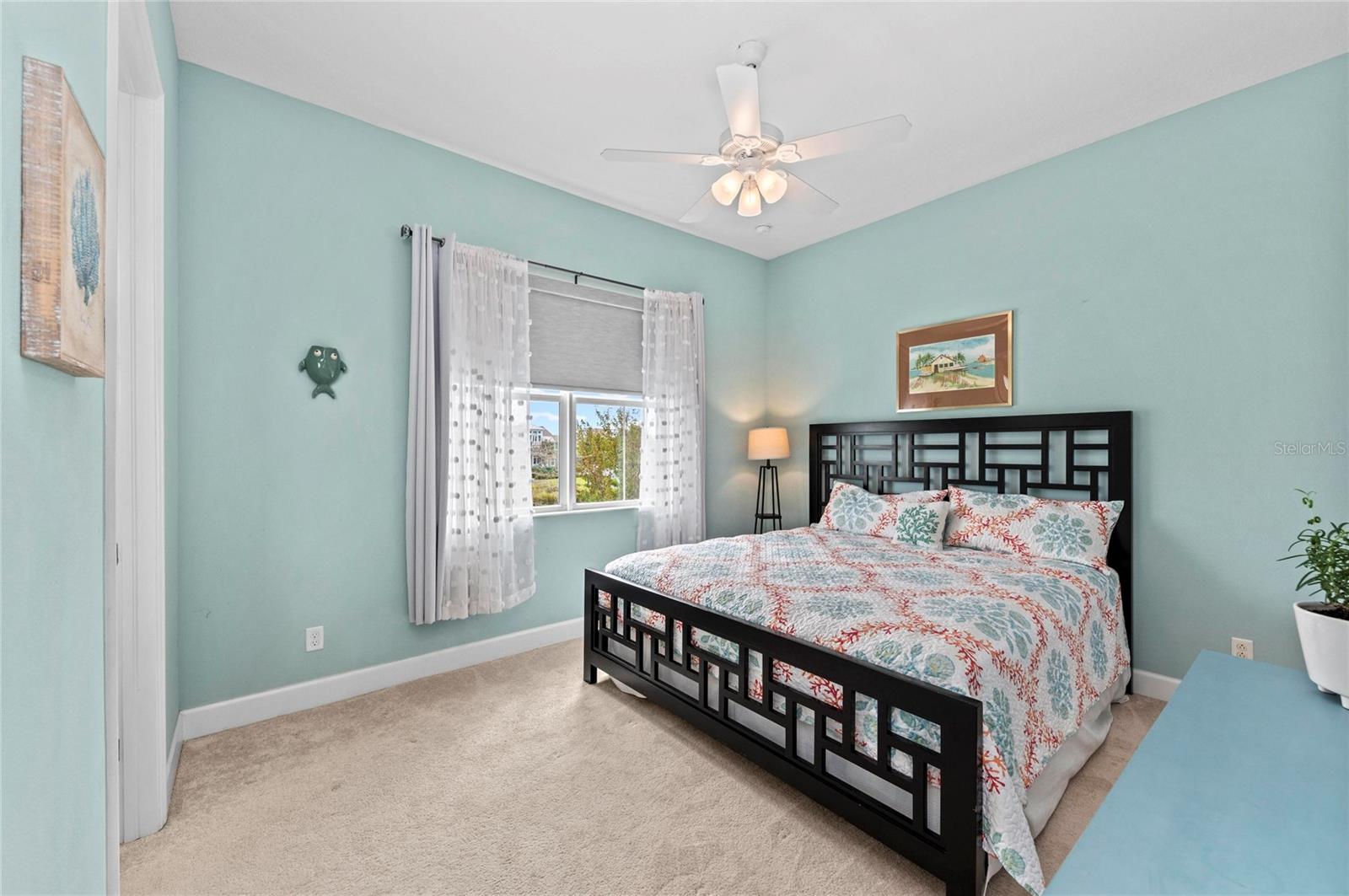 Image 46 of 100 For 226 Sapphire Lake Drive 201