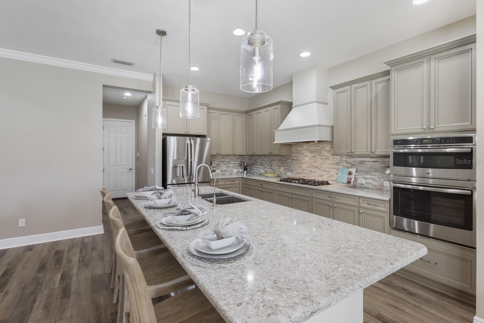 Image 14 of 72 For 569 Mast Drive