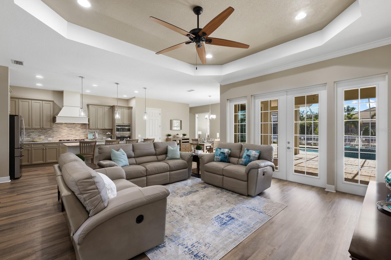 Image 5 of 72 For 569 Mast Drive