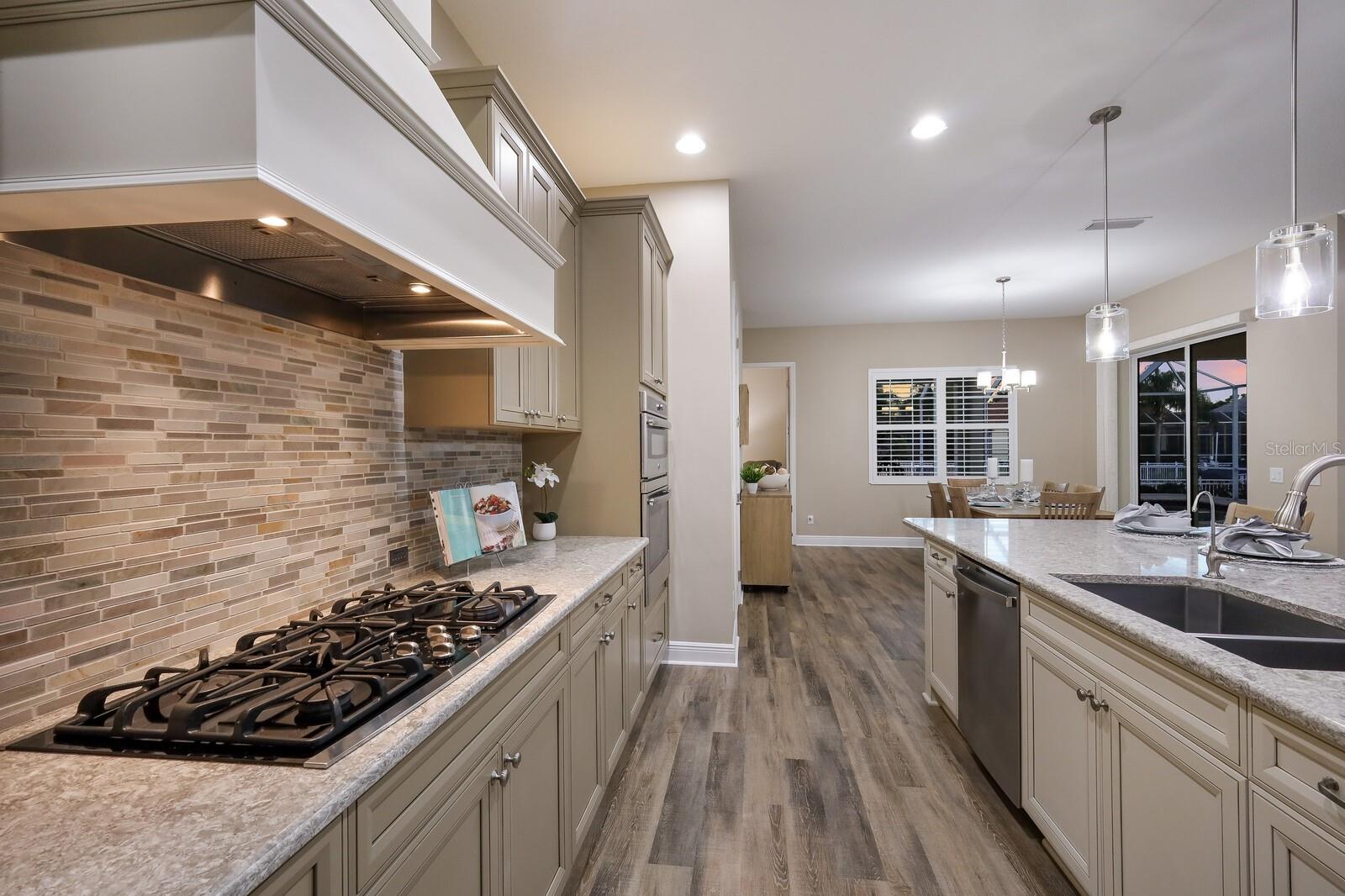 Image 51 of 72 For 569 Mast Drive