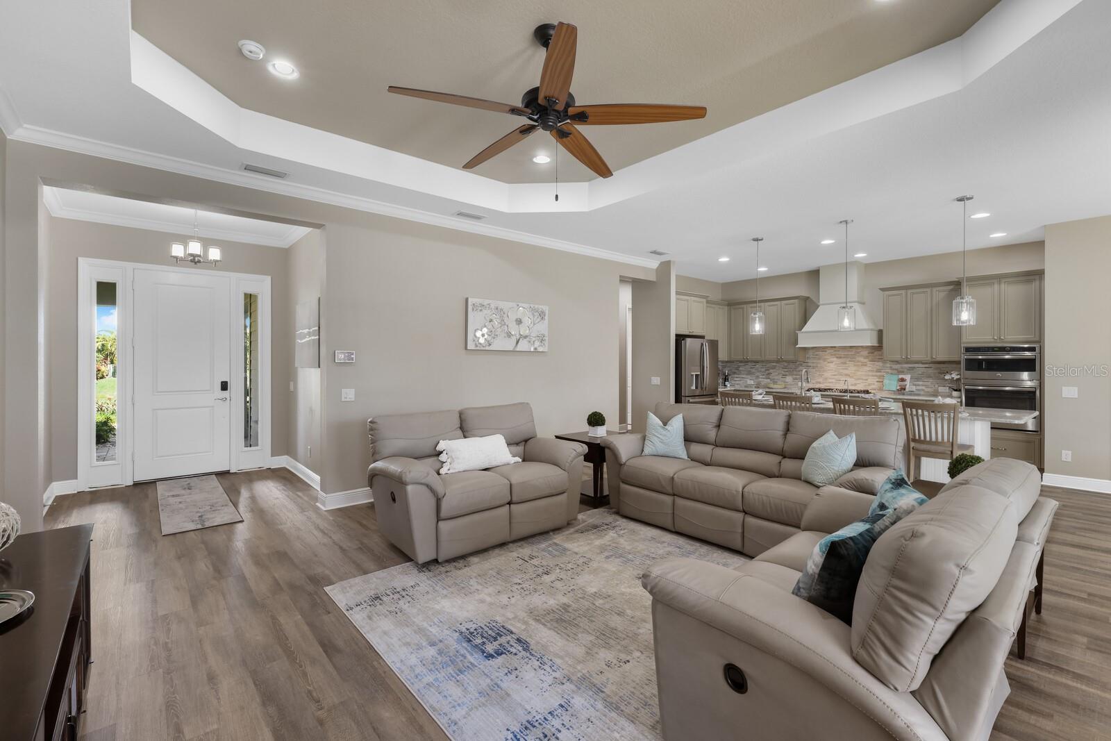 Image 8 of 72 For 569 Mast Drive