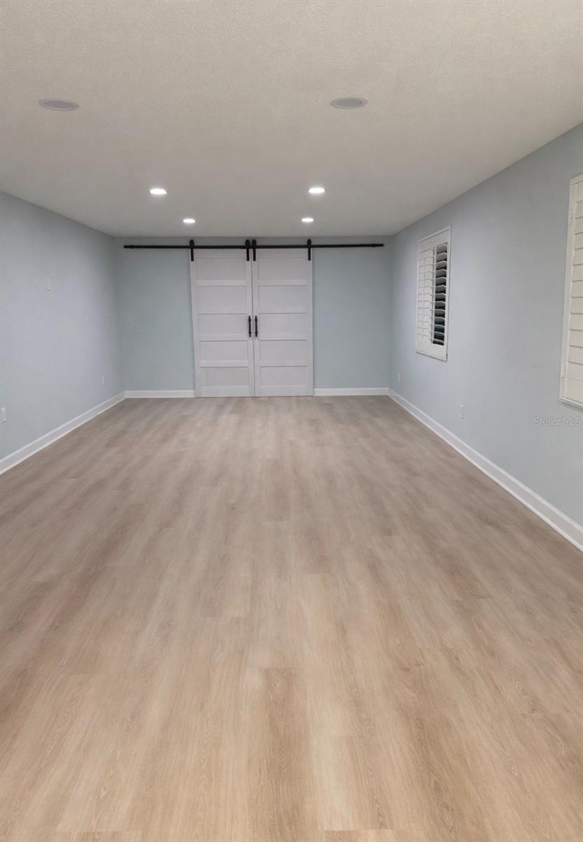 Image 2 of 6 For 676 El Centro