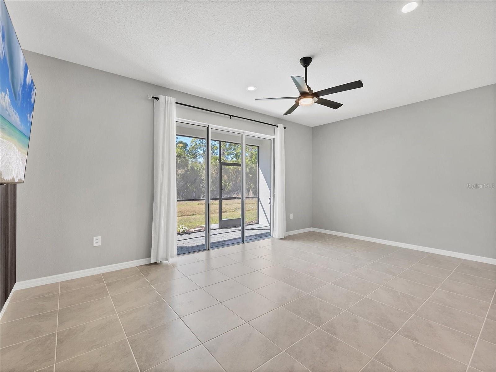 Image 7 of 66 For 6212 Dry Tortugas Drive