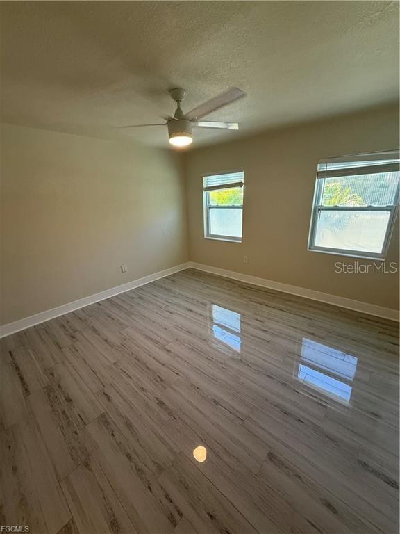 Image 13 of 14 For 210 Peace Island Drive