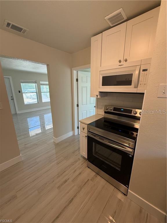 Image 9 of 14 For 210 Peace Island Drive