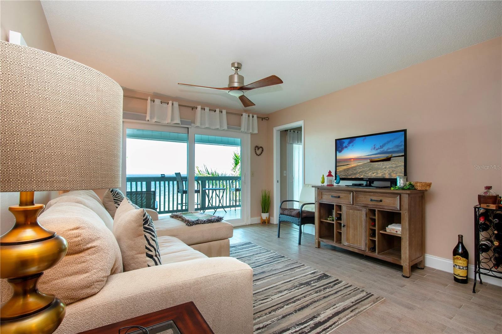 Image 13 of 43 For 802 Bahia Del Sol Drive 6