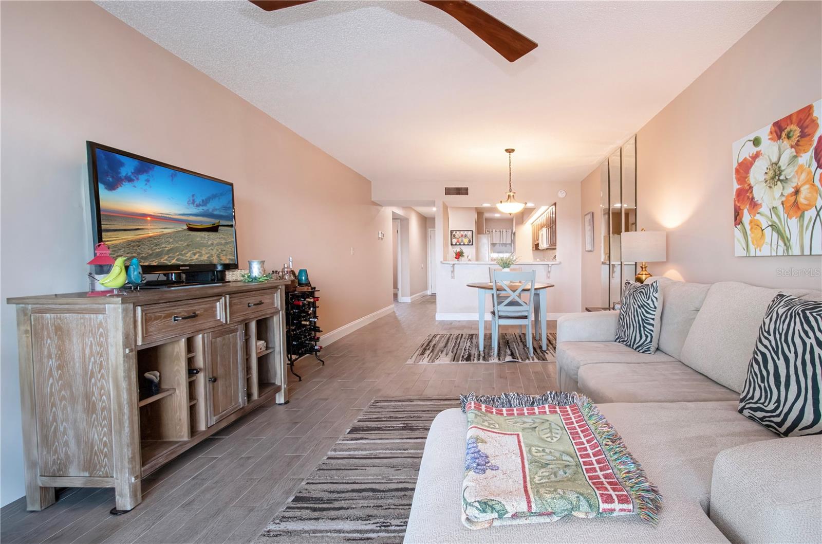 Image 16 of 43 For 802 Bahia Del Sol Drive 6