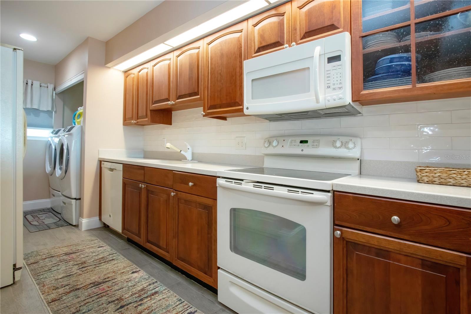 Image 28 of 43 For 802 Bahia Del Sol Drive 6