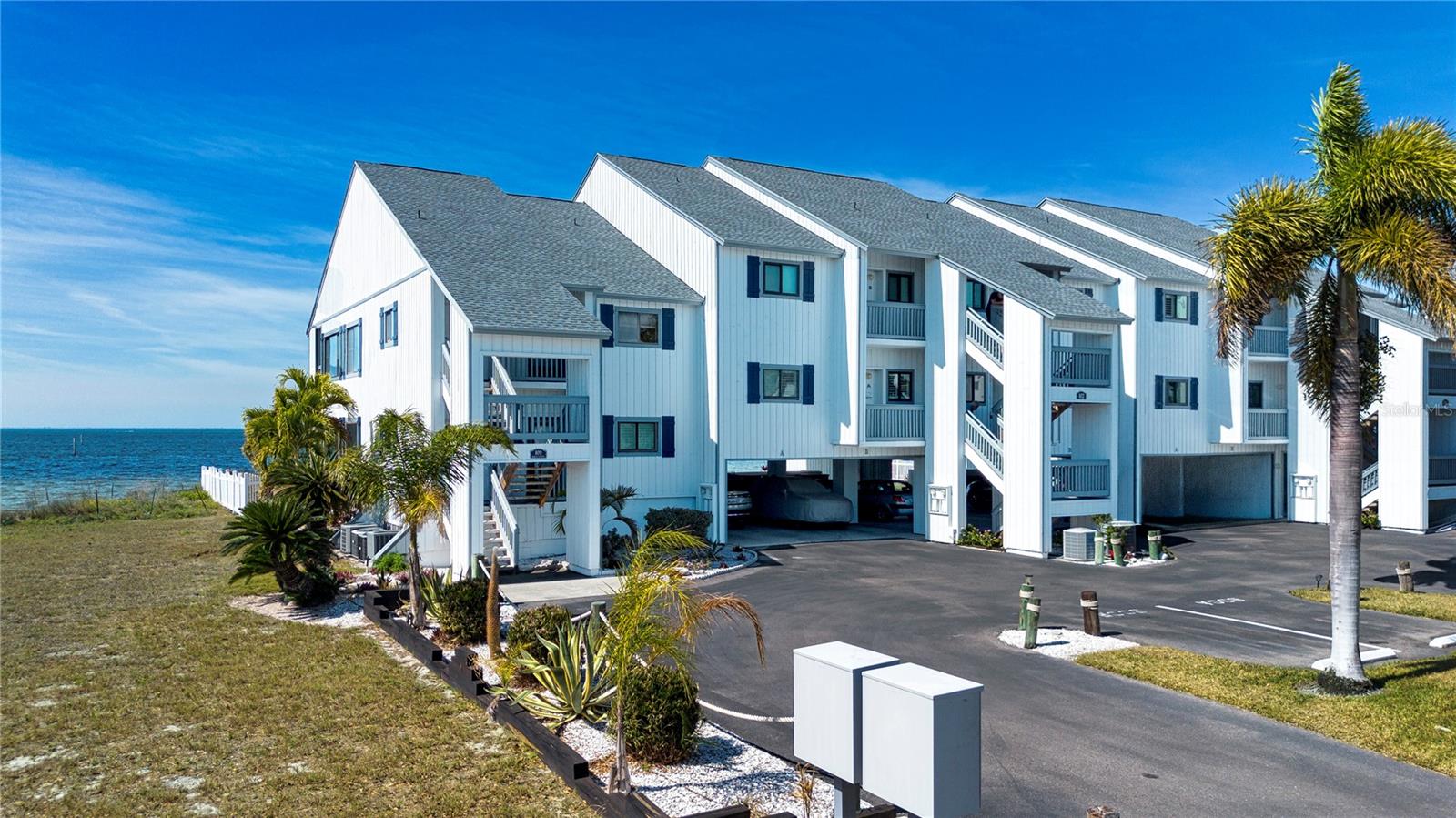 Image 3 of 43 For 802 Bahia Del Sol Drive 6