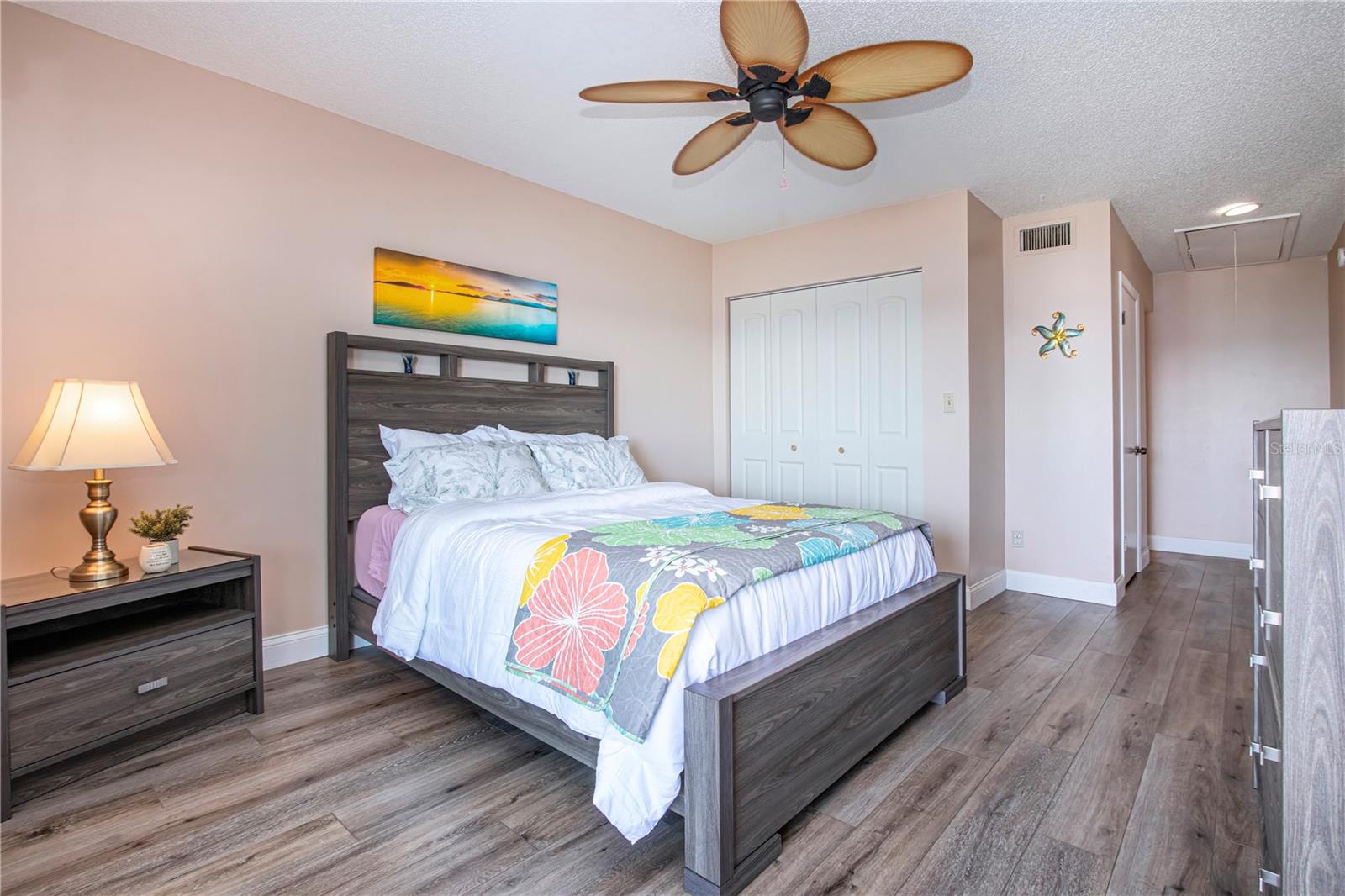 Image 33 of 43 For 802 Bahia Del Sol Drive 6