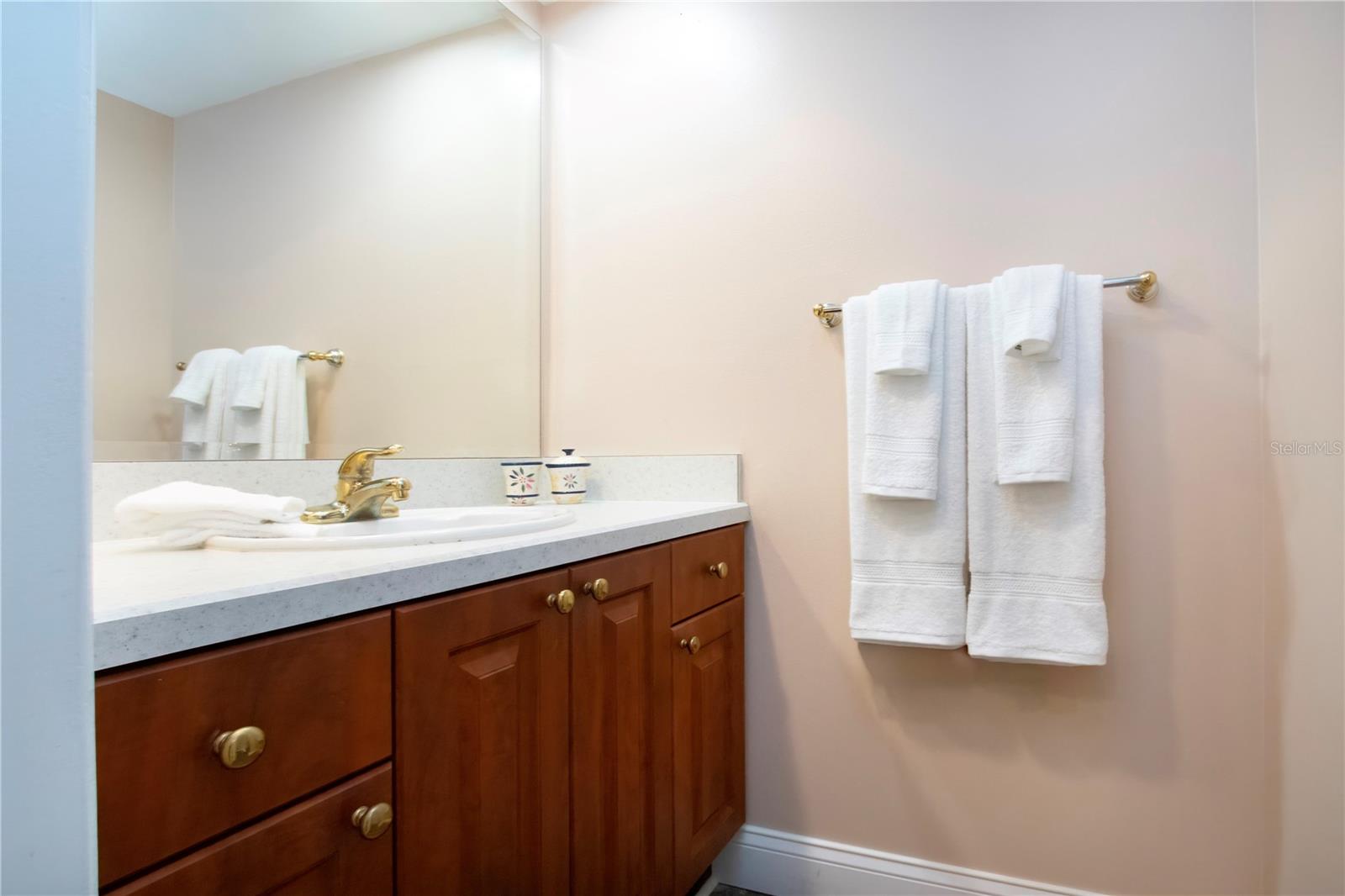 Image 39 of 43 For 802 Bahia Del Sol Drive 6