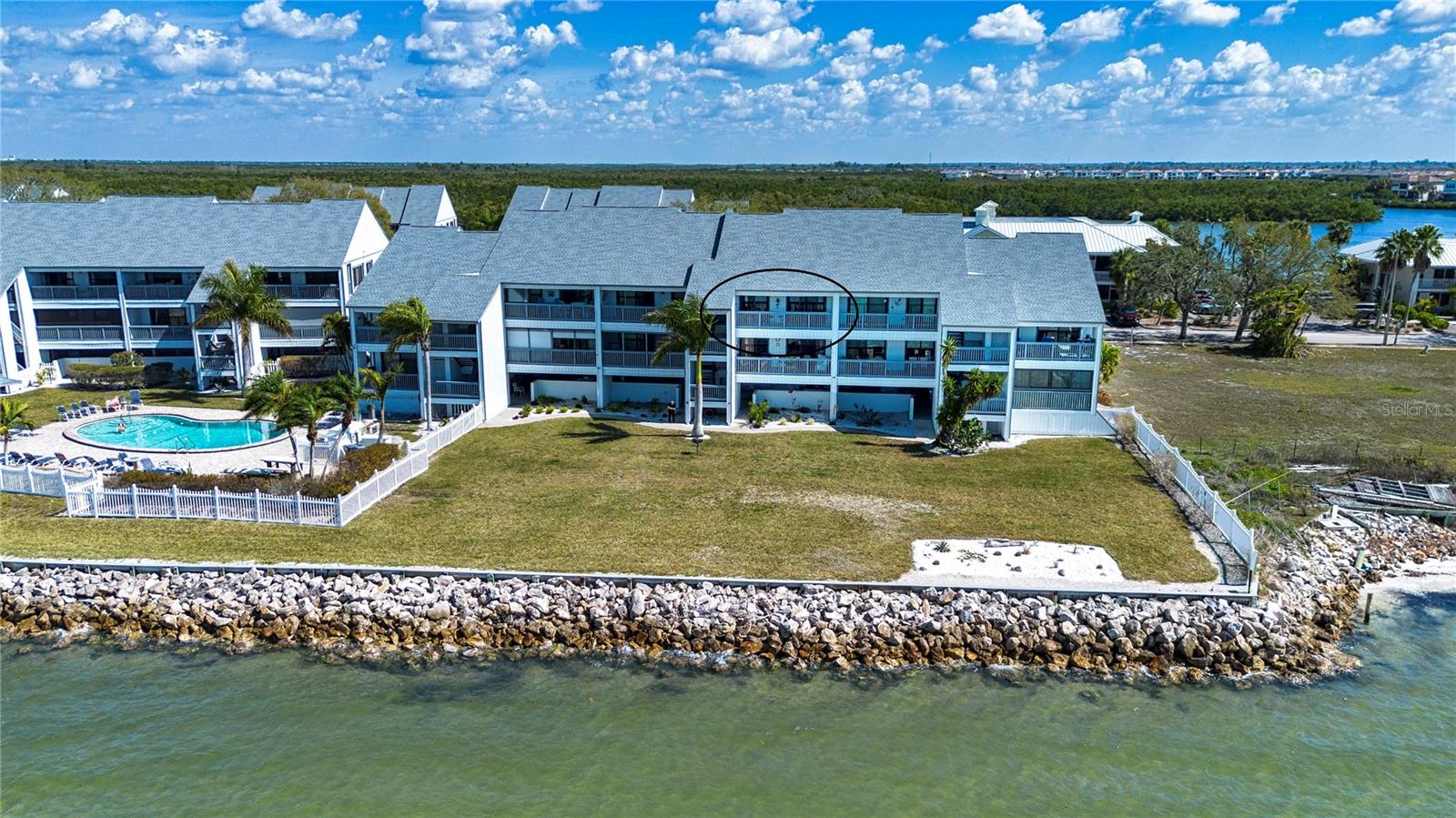 Image 7 of 43 For 802 Bahia Del Sol Drive 6