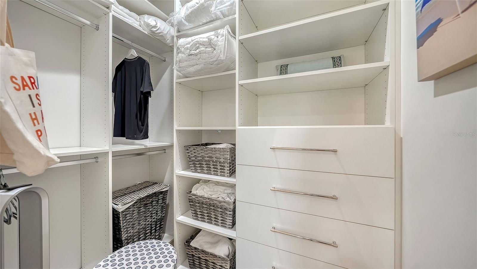 Image 17 of 40 For 1621 Bay Point Court