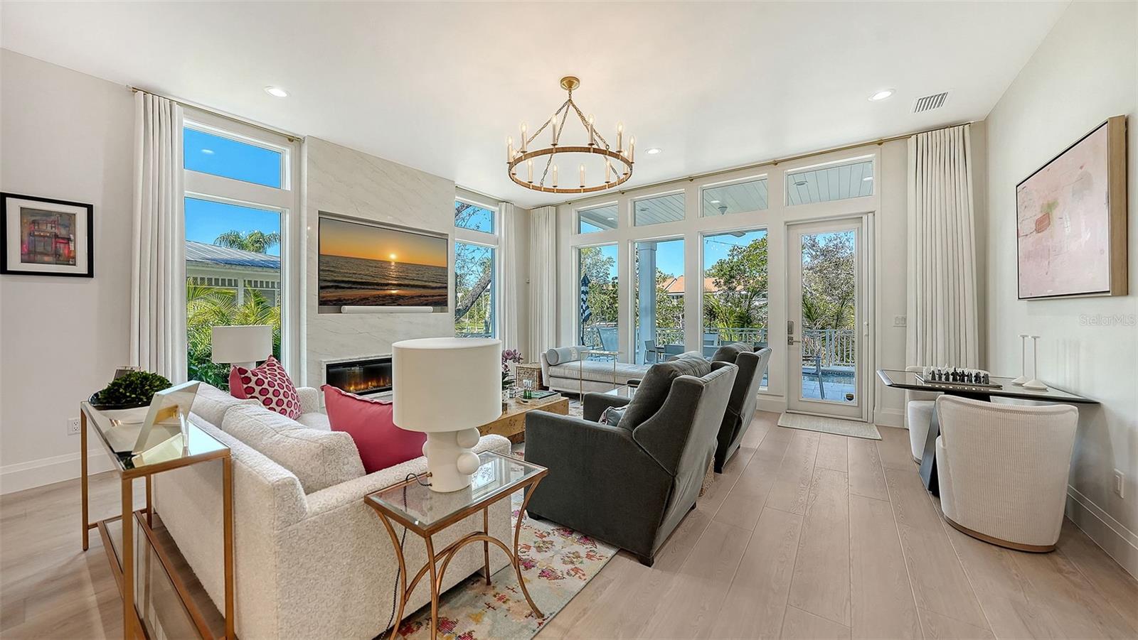 Image 2 of 40 For 1621 Bay Point Court