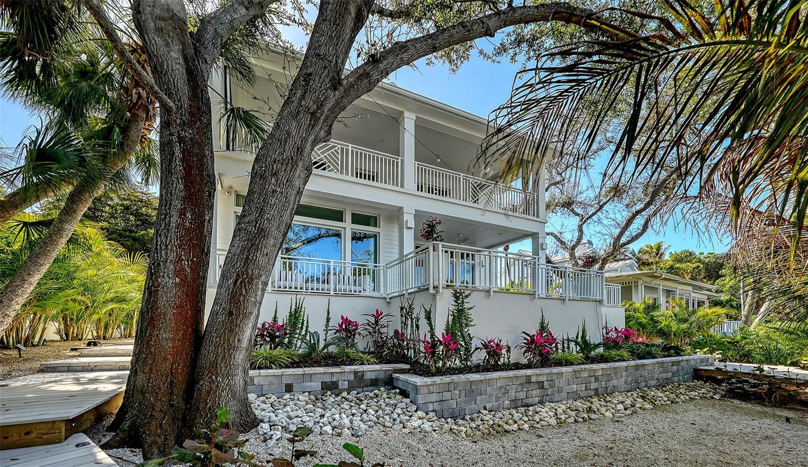 Image 34 of 40 For 1621 Bay Point Court