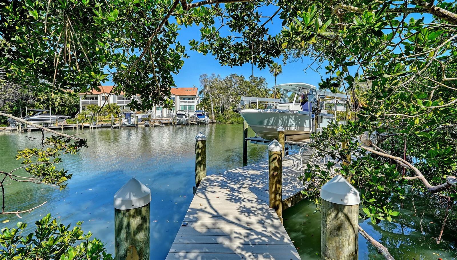 Image 35 of 40 For 1621 Bay Point Court