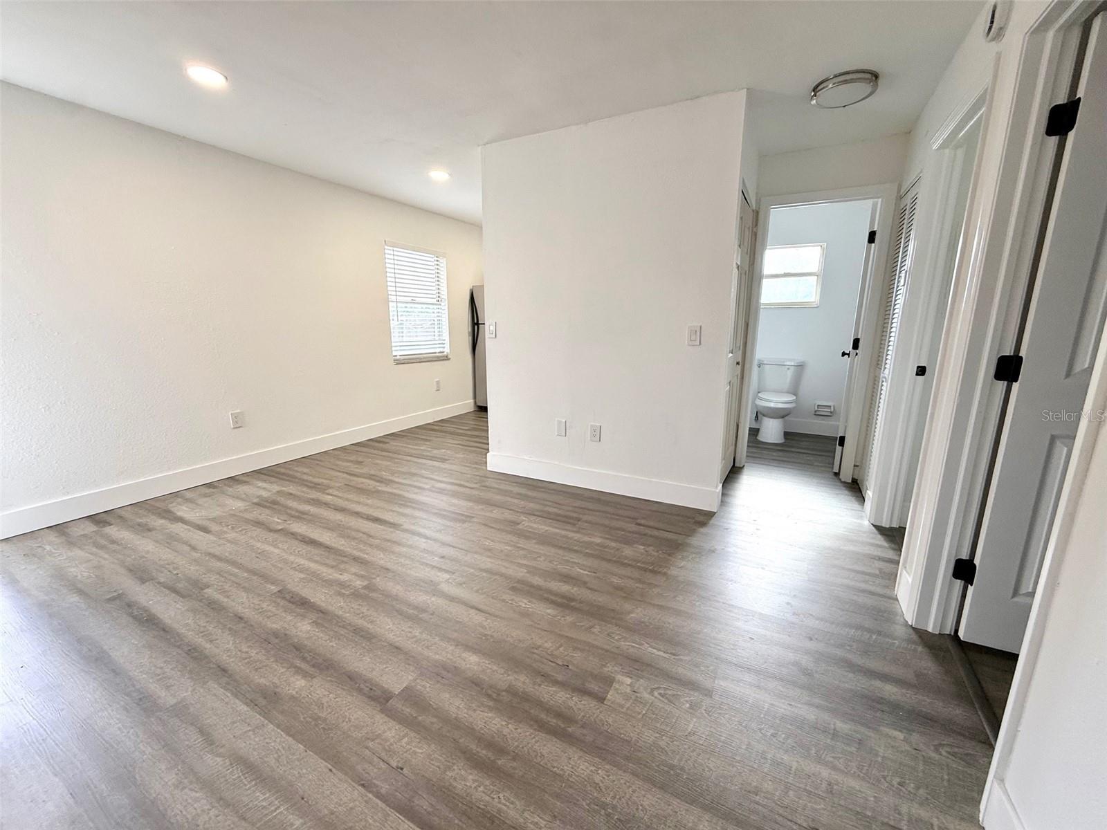 Image 5 of 16 For 1415 24th Street E