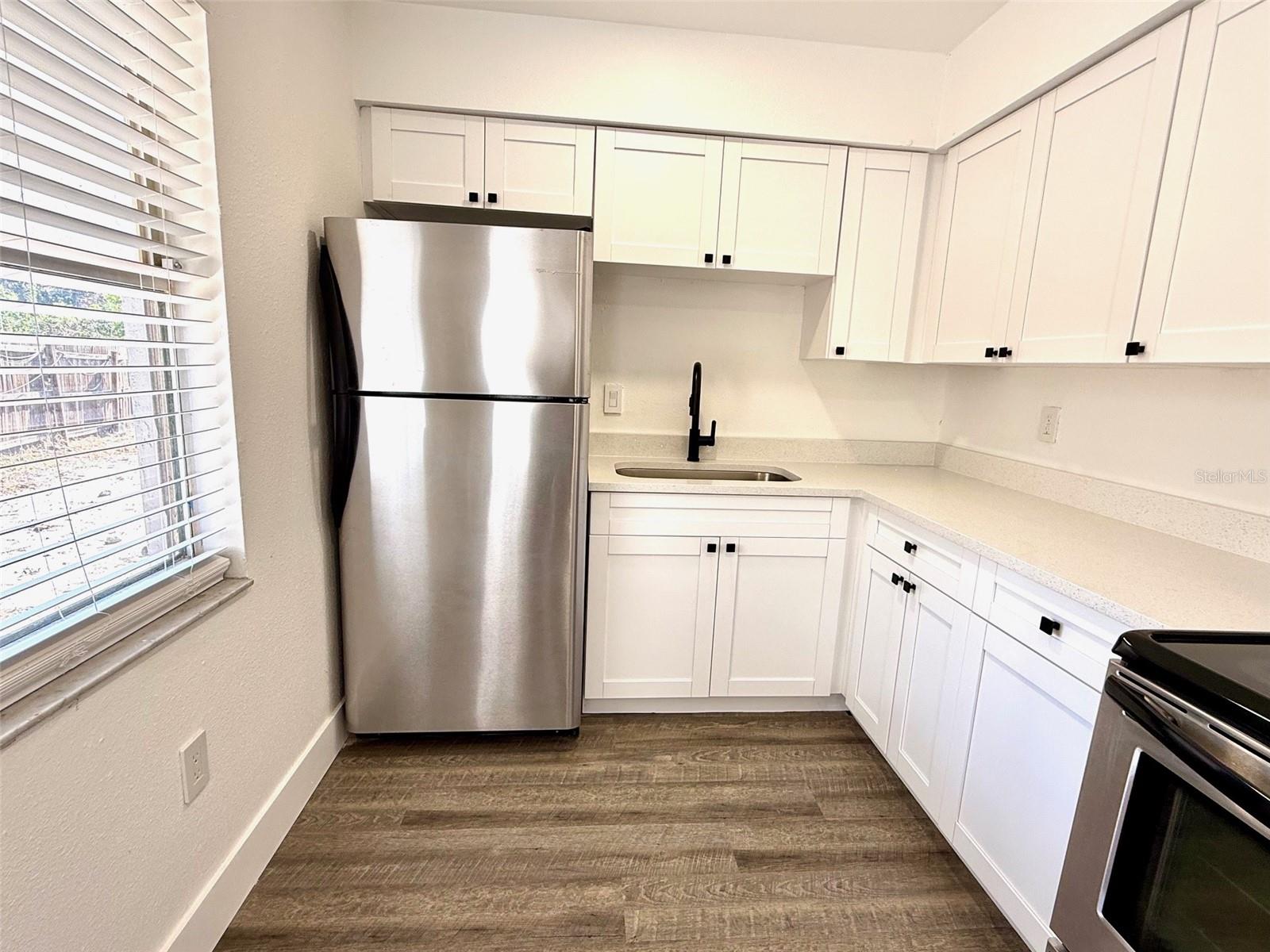 Image 8 of 16 For 1415 24th Street E