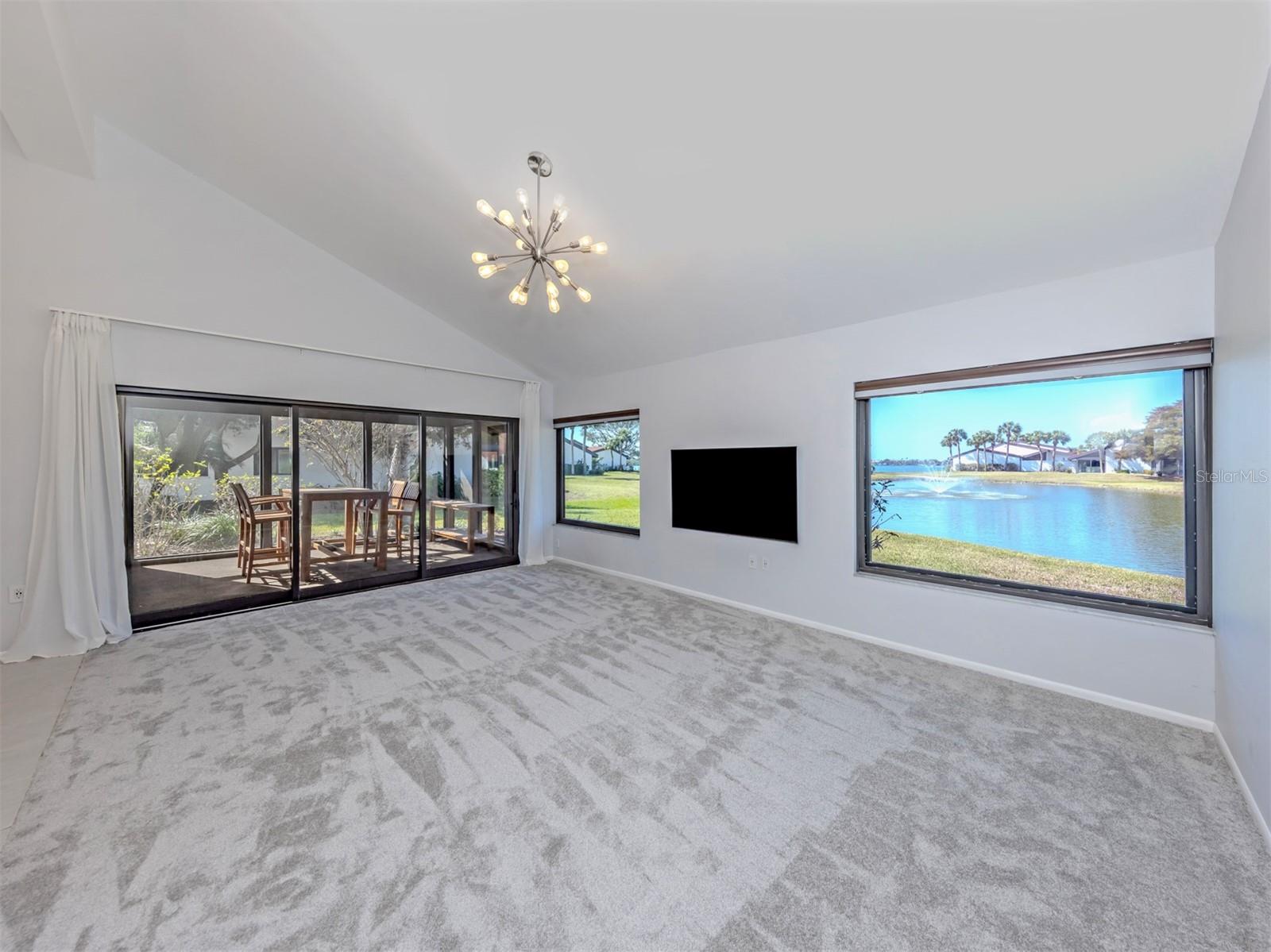 Image 11 of 64 For 764 Sarabay Road 8