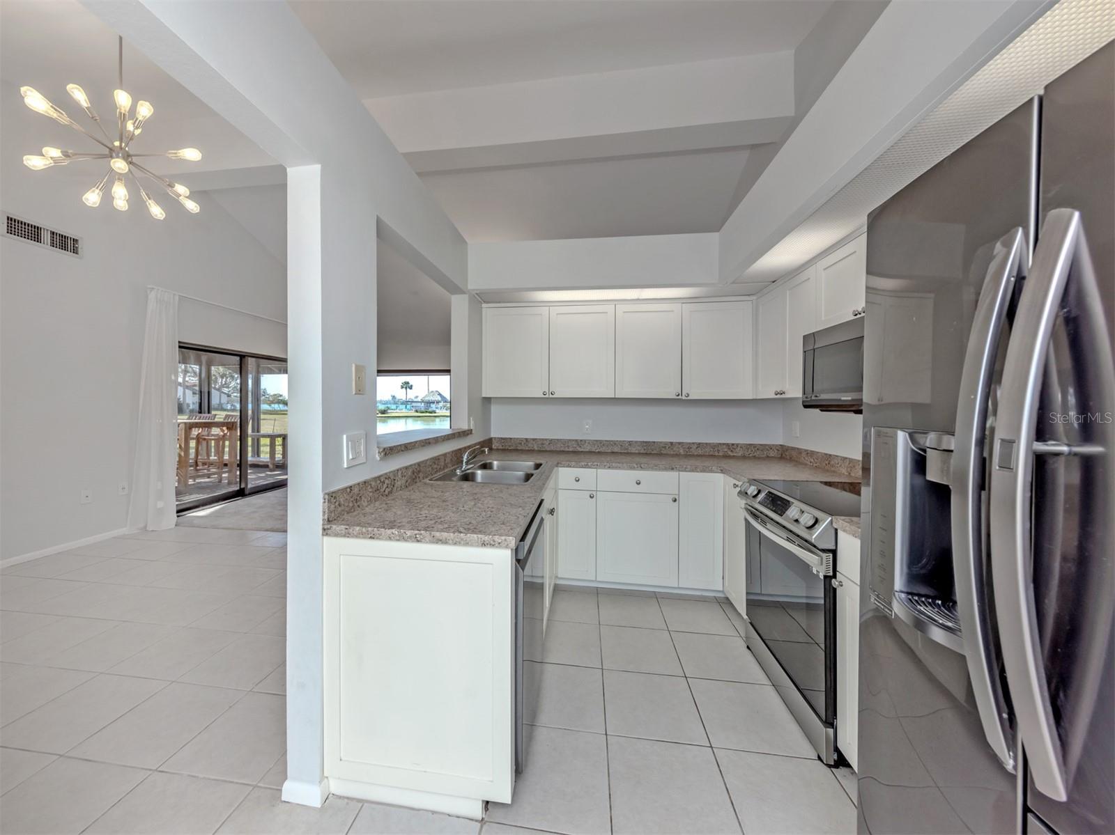 Image 19 of 64 For 764 Sarabay Road 8