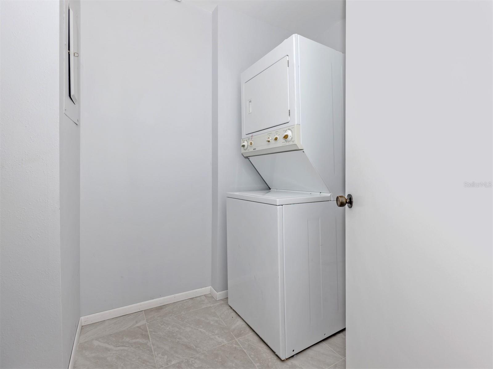 Image 36 of 64 For 764 Sarabay Road 8