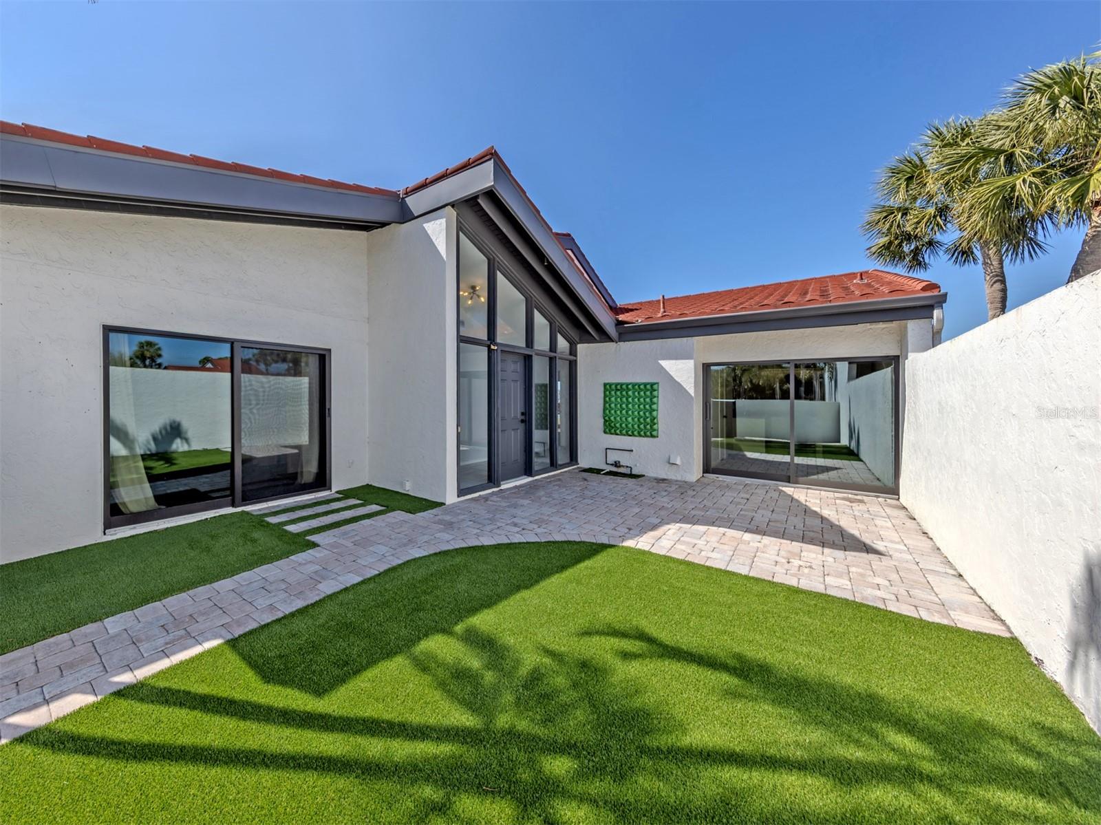 Image 4 of 64 For 764 Sarabay Road 8