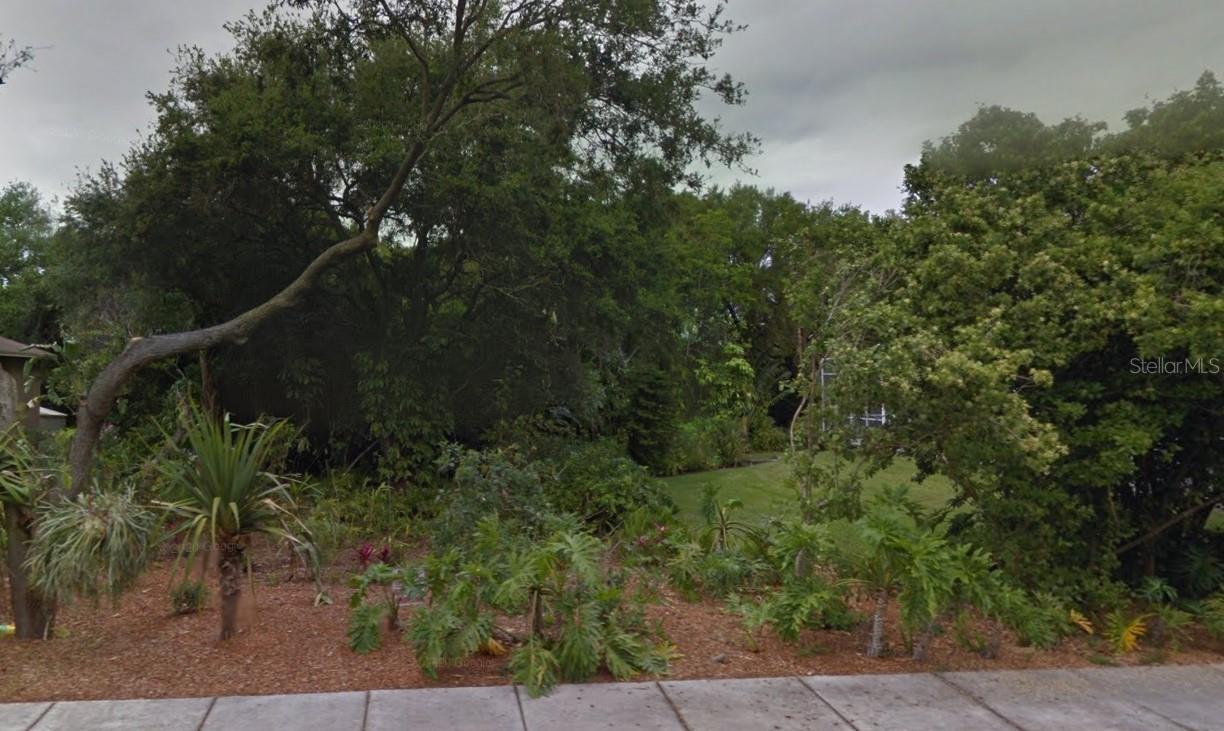 Listing photo id 0 for 10486 Myrtle Oak Lane