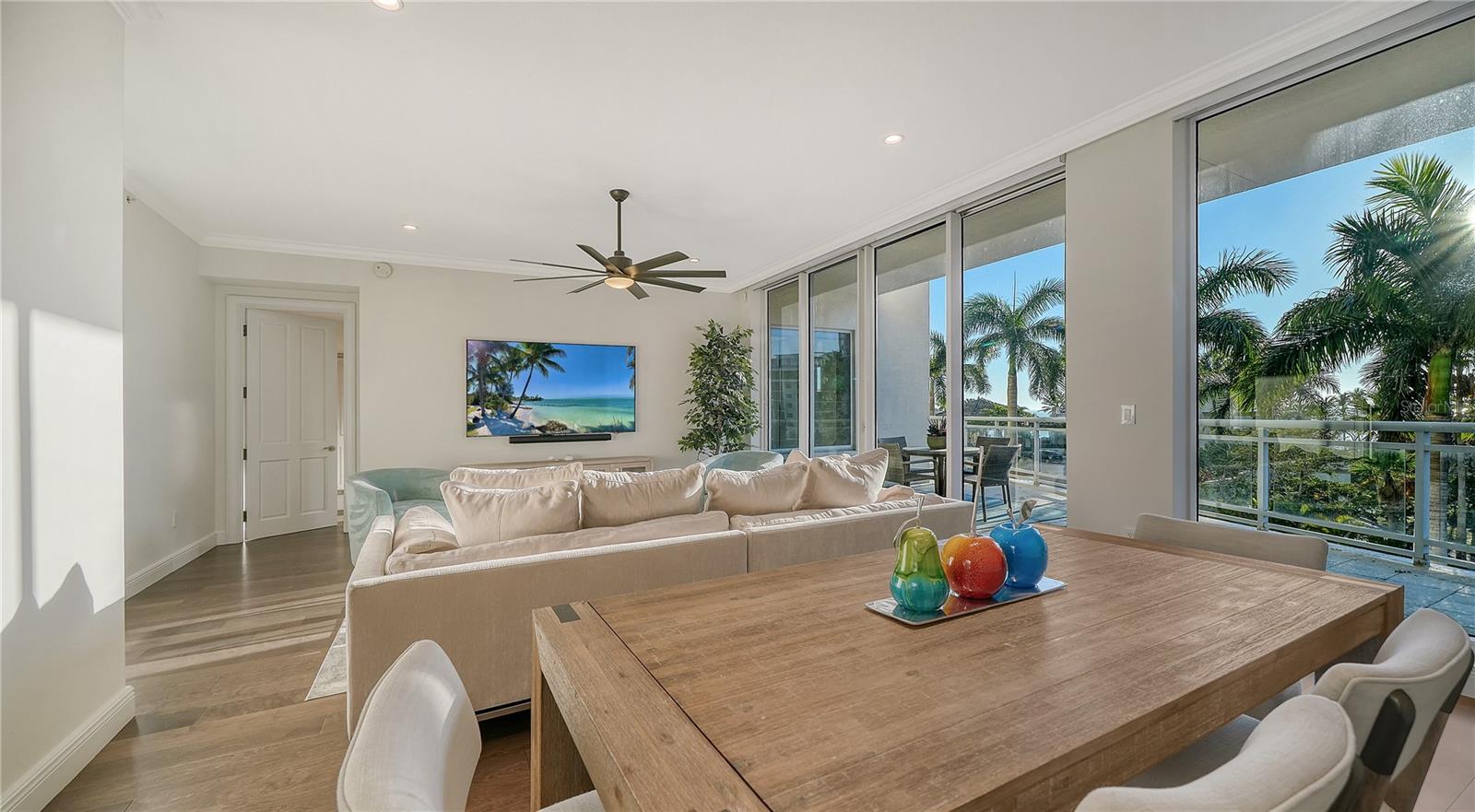 Image 10 of 52 For 1300 Benjamin Franklin Drive 303