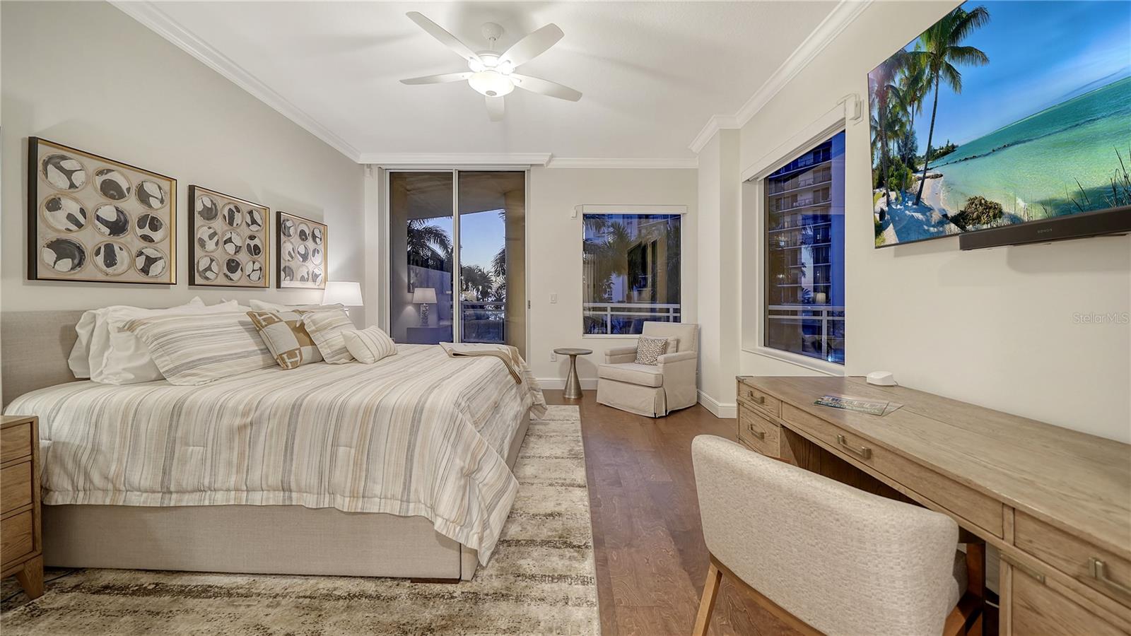 Image 16 of 52 For 1300 Benjamin Franklin Drive 303