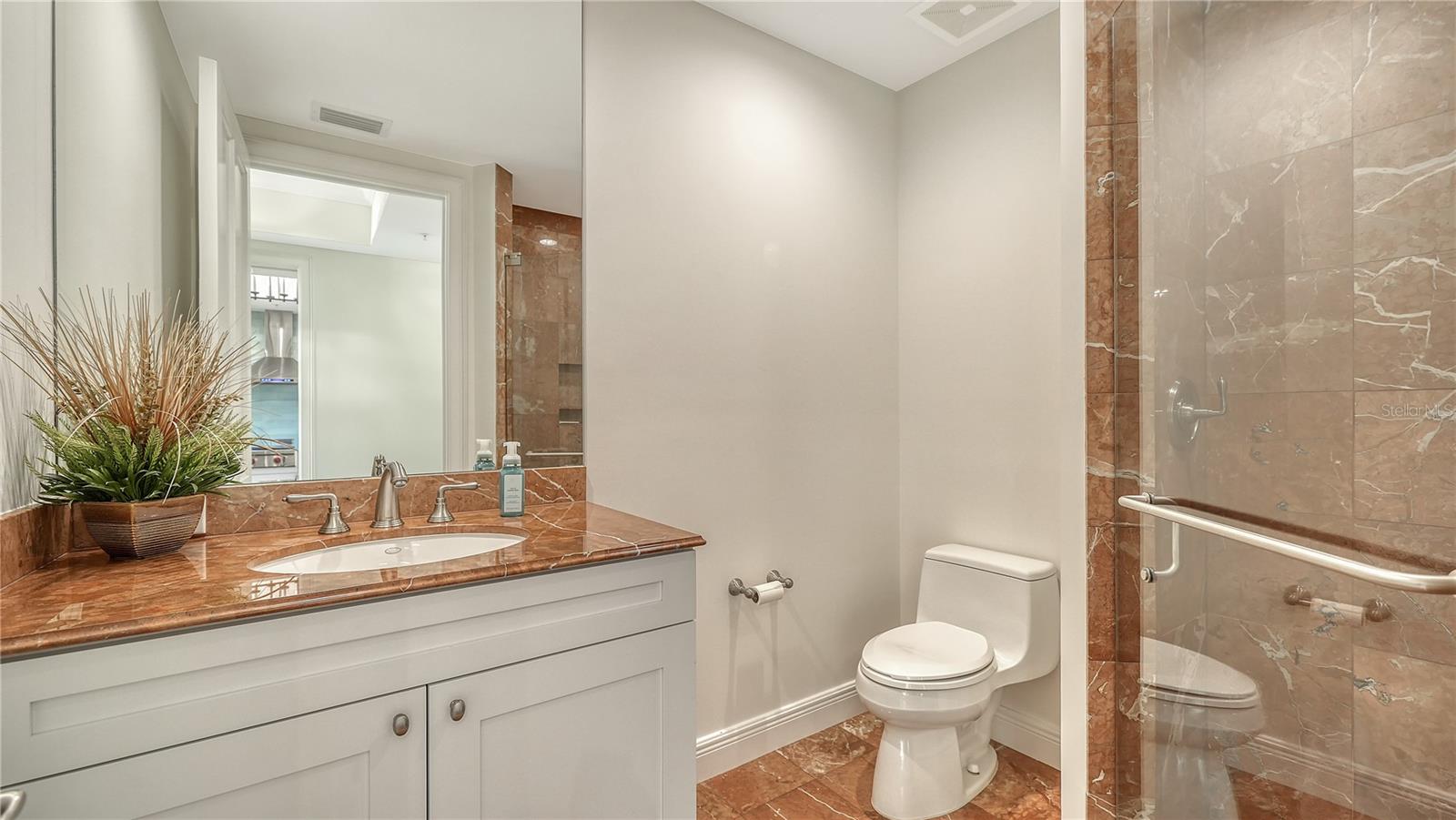 Image 22 of 52 For 1300 Benjamin Franklin Drive 303