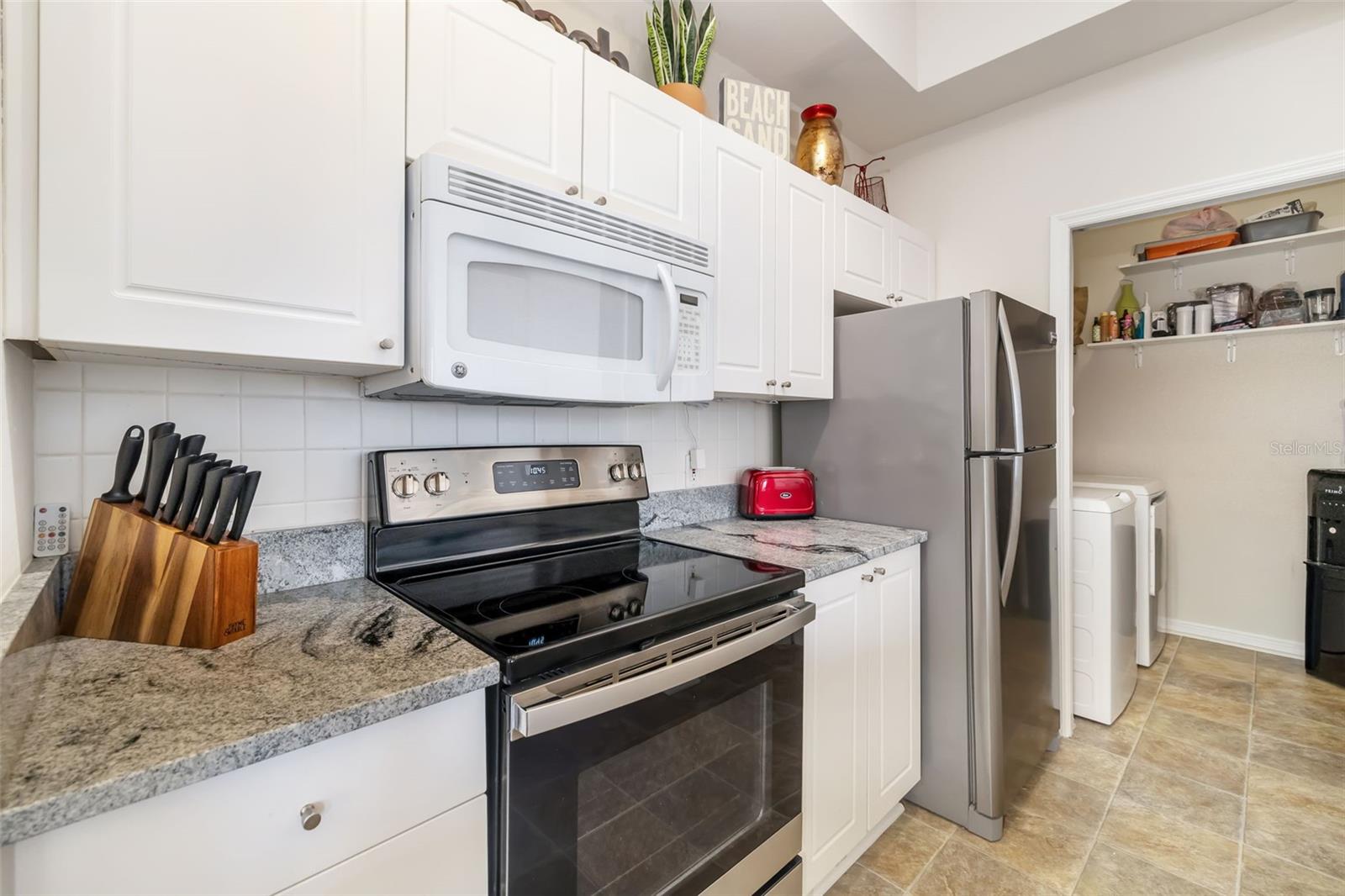 Image 11 of 39 For 5134 Northridge Road 309