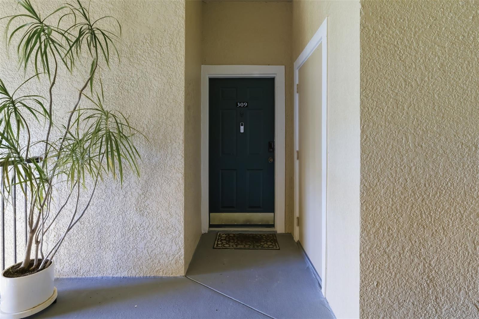 Image 4 of 39 For 5134 Northridge Road 309