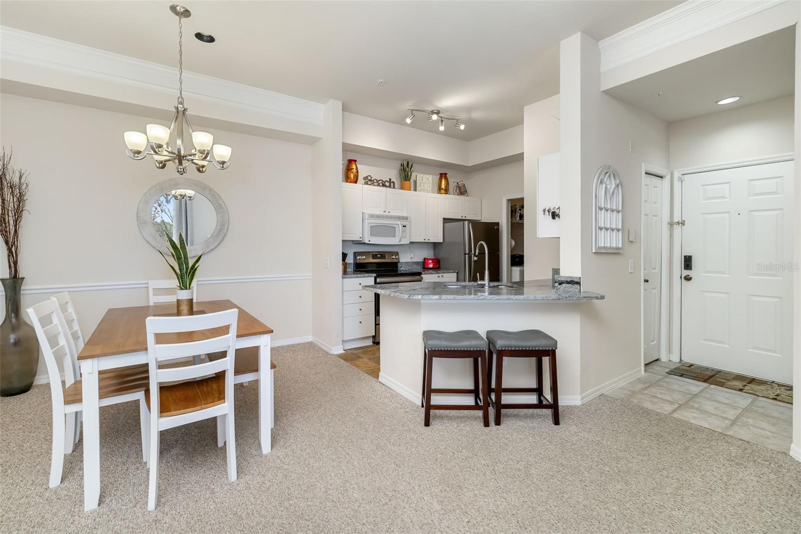 Image 8 of 39 For 5134 Northridge Road 309