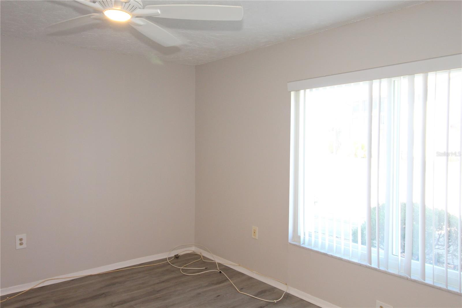 Image 10 of 24 For 2628 Hidden Lake Drive N B