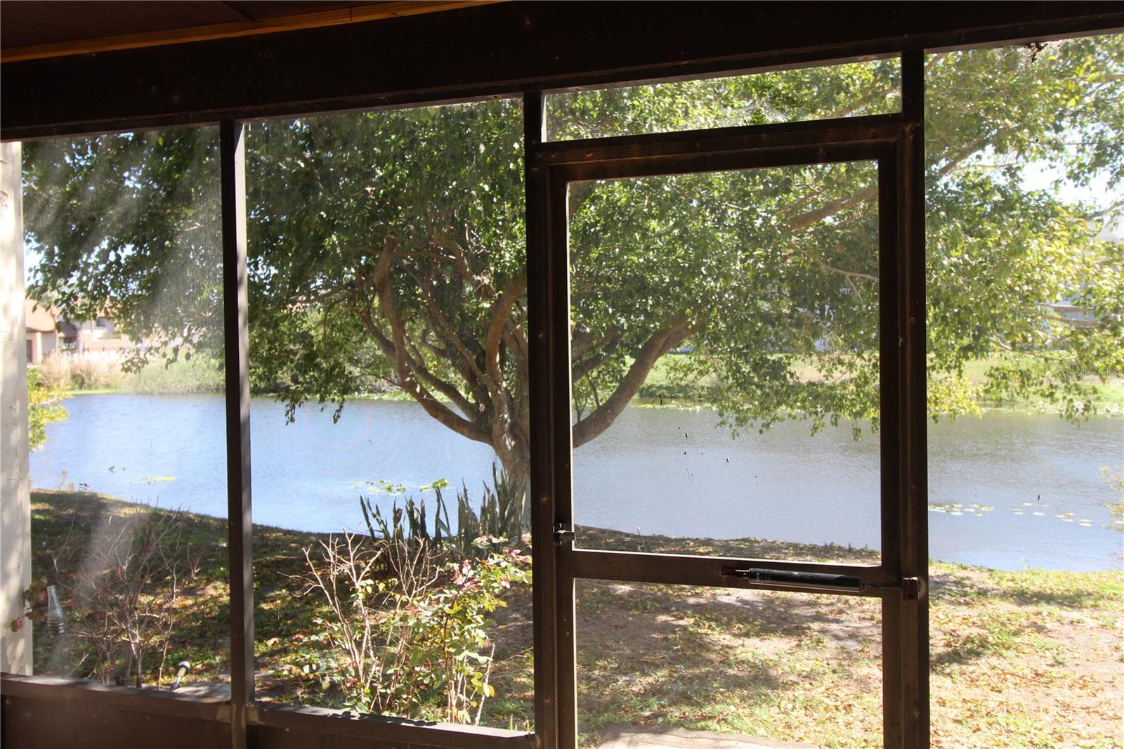 Image 17 of 24 For 2628 Hidden Lake Drive N B