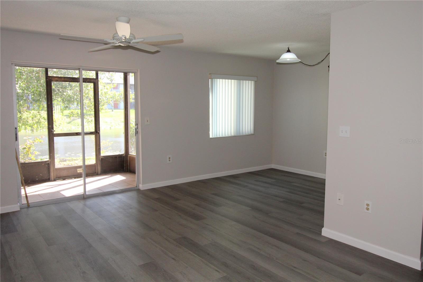 Image 3 of 24 For 2628 Hidden Lake Drive N B